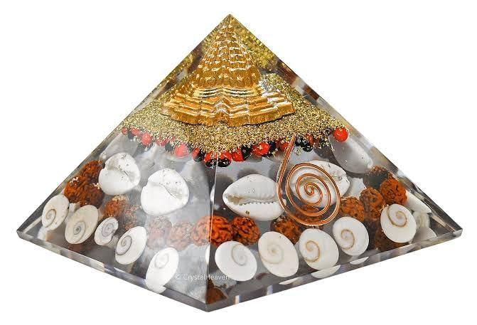 Magical Crystal Wealth Pyramid Original